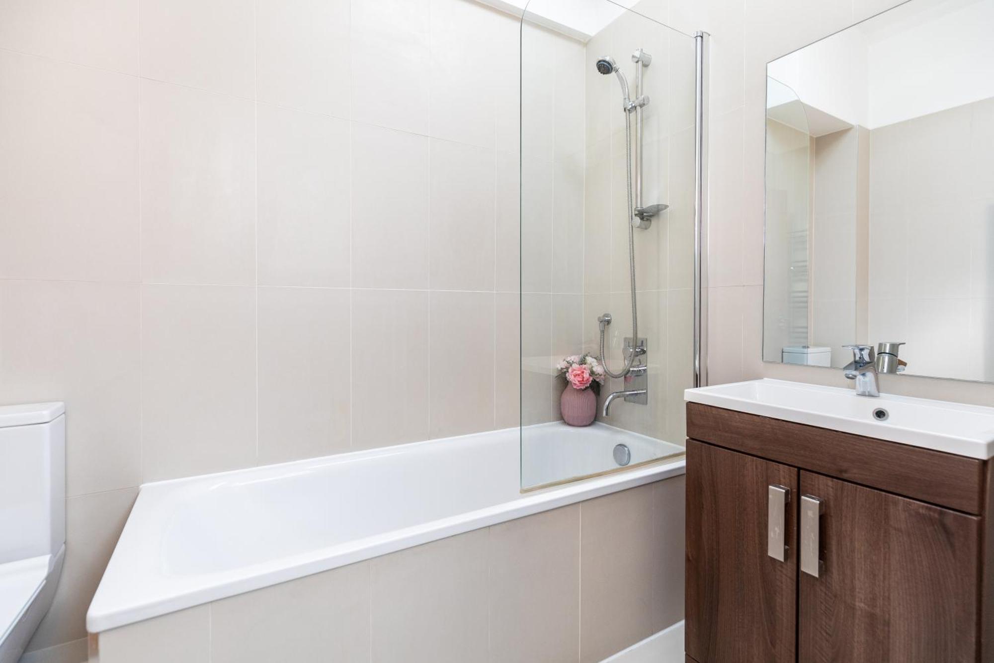Exceptional 2 Bed Boutique Home In Mill Hill Exteriör bild